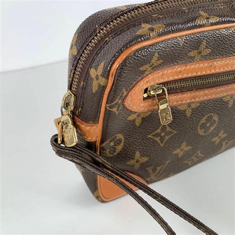 pochette lv 26|LOUIS VUITTON Monogram Pochette Marly Dragonne 26.